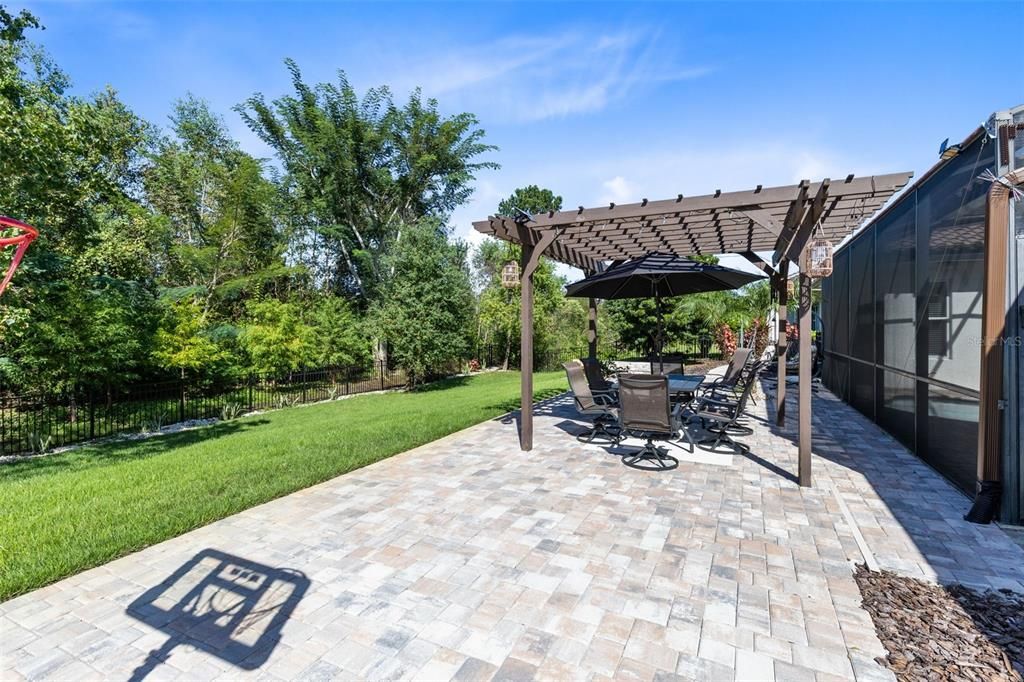 For Sale: $1,250,000 (4 beds, 4 baths, 3876 Square Feet)