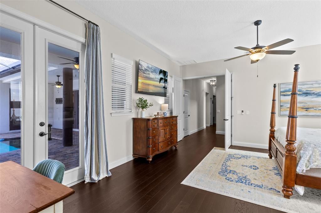 For Sale: $1,250,000 (4 beds, 4 baths, 3876 Square Feet)