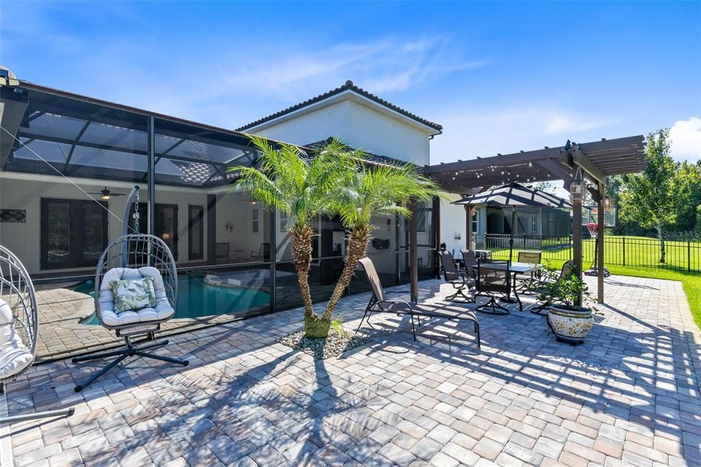 For Sale: $1,250,000 (4 beds, 4 baths, 3876 Square Feet)