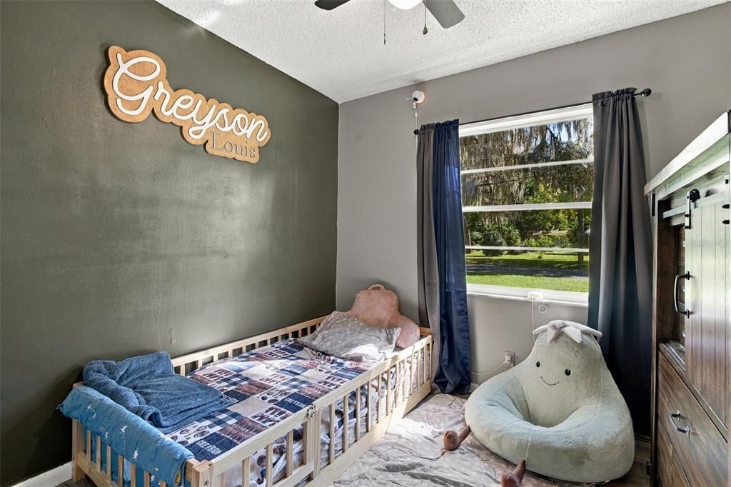 For Sale: $350,000 (4 beds, 2 baths, 1808 Square Feet)