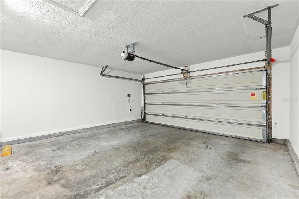 En Venta: $364,900 (4 camas, 2 baños, 1864 Pies cuadrados)