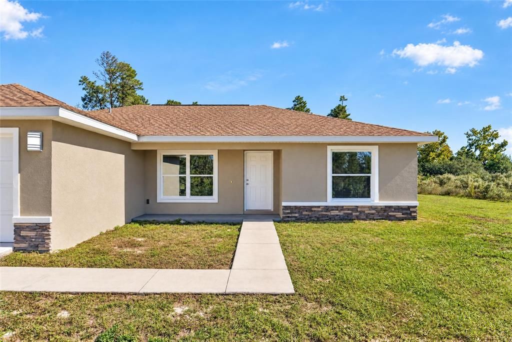 For Sale: $259,900 (3 beds, 2 baths, 1311 Square Feet)