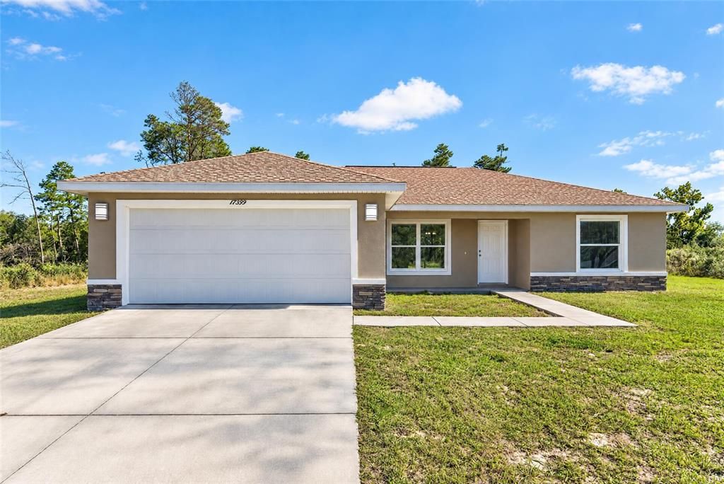For Sale: $259,900 (3 beds, 2 baths, 1311 Square Feet)