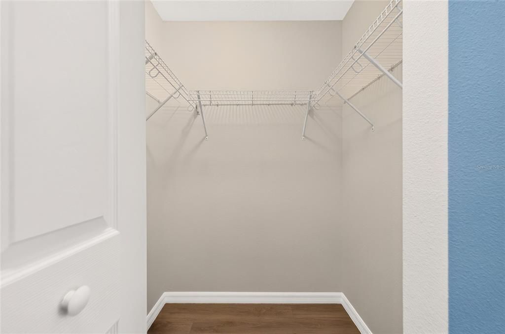 For Sale: $259,900 (3 beds, 2 baths, 1311 Square Feet)