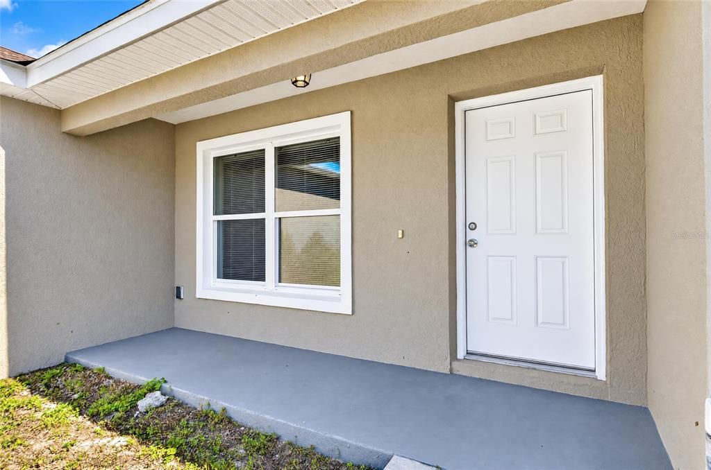 For Sale: $259,900 (3 beds, 2 baths, 1311 Square Feet)
