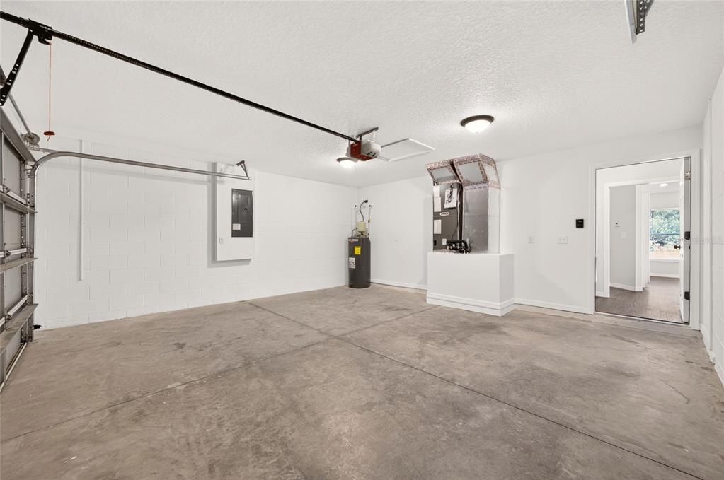 For Sale: $259,900 (3 beds, 2 baths, 1311 Square Feet)