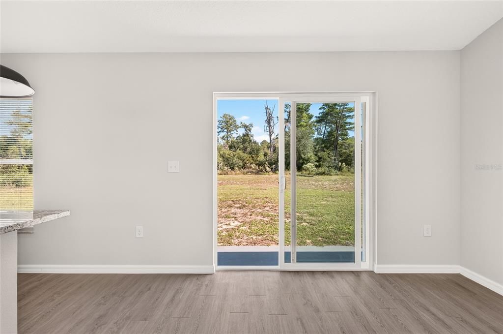 For Sale: $259,900 (3 beds, 2 baths, 1311 Square Feet)
