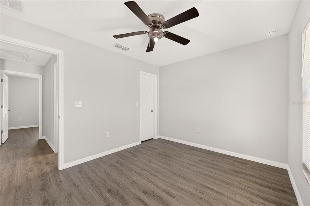 For Sale: $259,900 (3 beds, 2 baths, 1311 Square Feet)