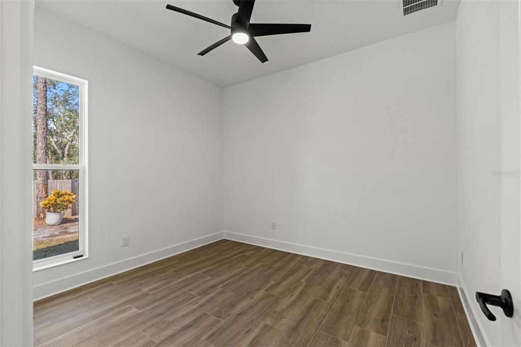 For Sale: $510,000 (4 beds, 2 baths, 2291 Square Feet)