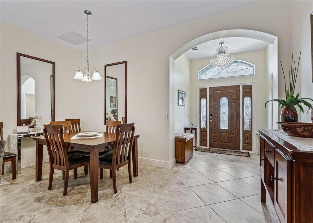 На продажу: $549,900 (3 спален, 2 ванн, 1930 Квадратных фут)