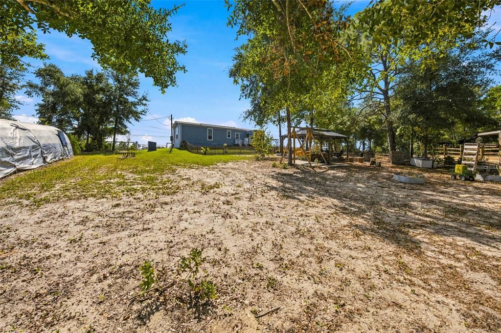 На продажу: $319,900 (2 спален, 2 ванн, 662 Квадратных фут)