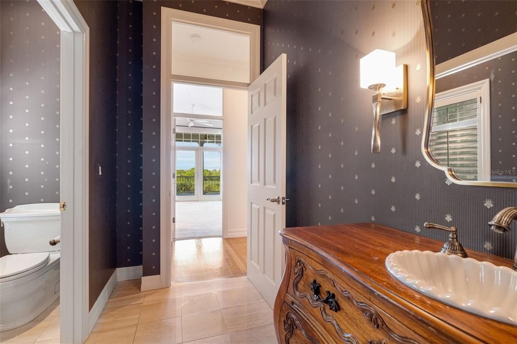 En Venta: $2,795,000 (4 camas, 4 baños, 5764 Pies cuadrados)