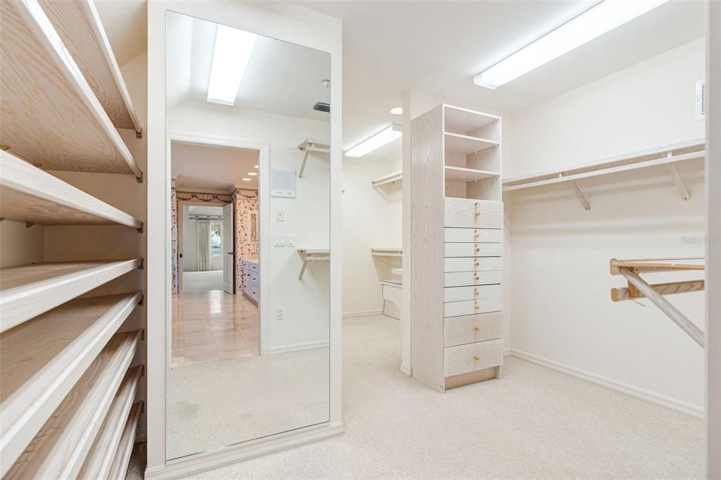 En Venta: $2,795,000 (4 camas, 4 baños, 5764 Pies cuadrados)