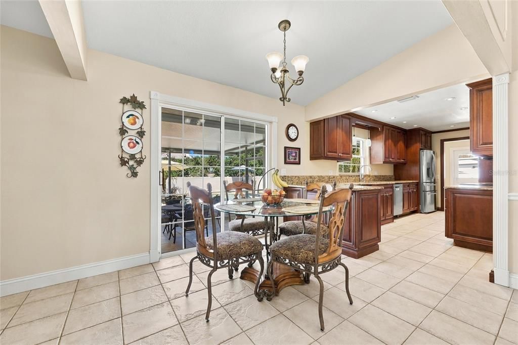 For Sale: $545,000 (3 beds, 2 baths, 2317 Square Feet)