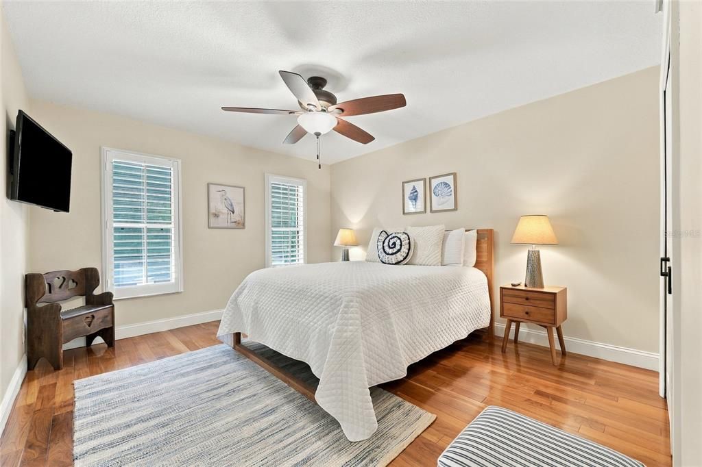 For Sale: $545,000 (3 beds, 2 baths, 2317 Square Feet)
