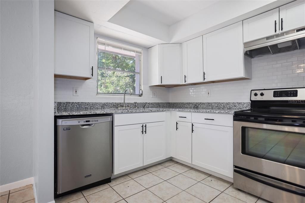 For Sale: $480,000 (4 beds, 0 baths, 2128 Square Feet)
