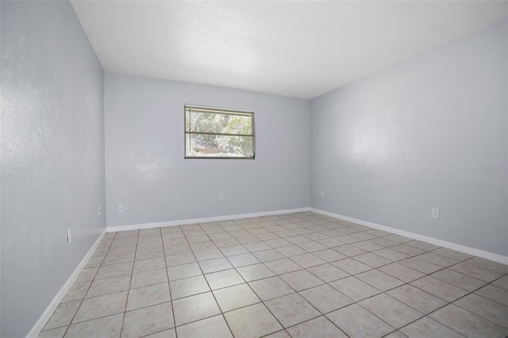 For Sale: $480,000 (4 beds, 0 baths, 2128 Square Feet)
