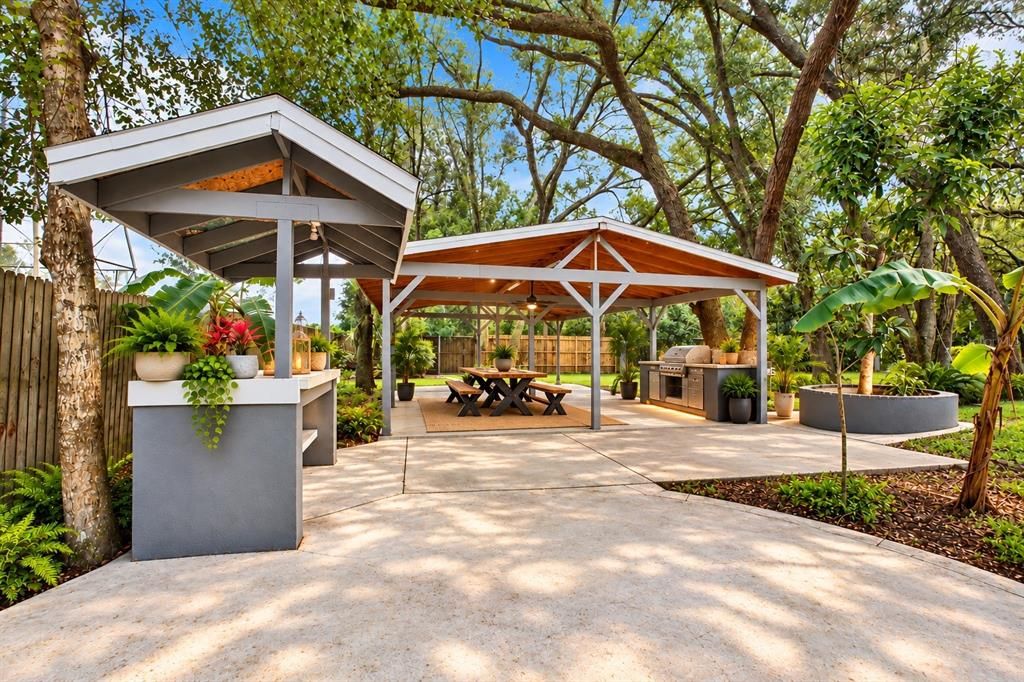 En Venta: $675,000 (5 camas, 3 baños, 3159 Pies cuadrados)