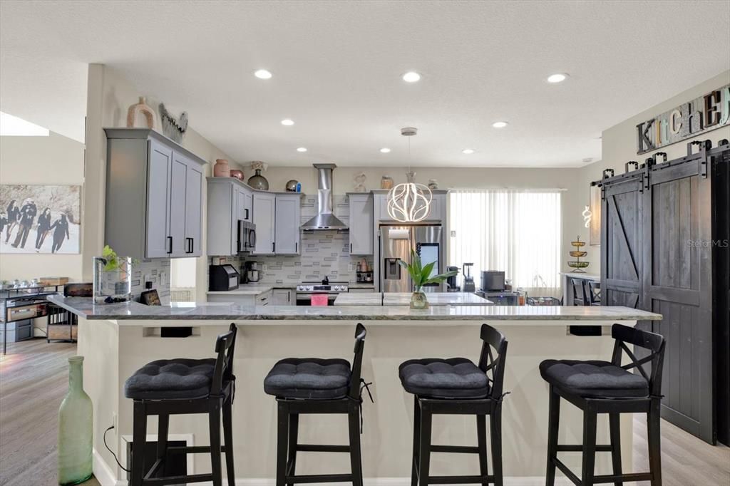 En Venta: $675,000 (5 camas, 3 baños, 3159 Pies cuadrados)