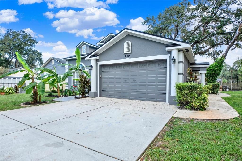 En Venta: $675,000 (5 camas, 3 baños, 3159 Pies cuadrados)