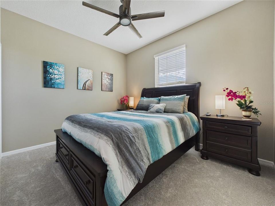 For Sale: $550,000 (2 beds, 2 baths, 1672 Square Feet)