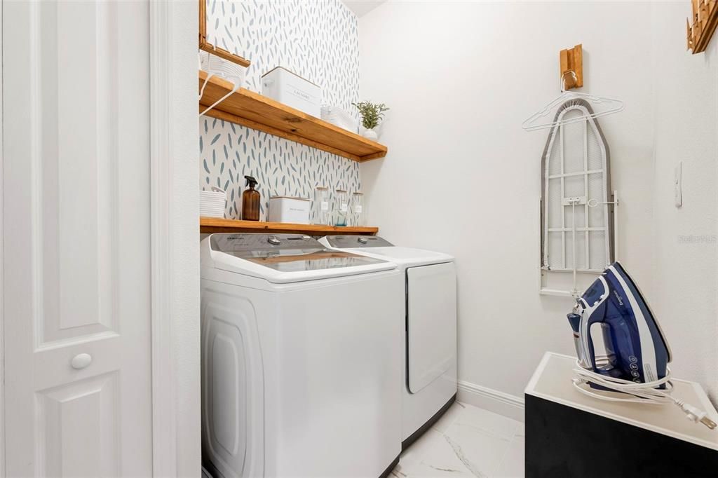 For Sale: $1,150,000 (3 beds, 3 baths, 2699 Square Feet)