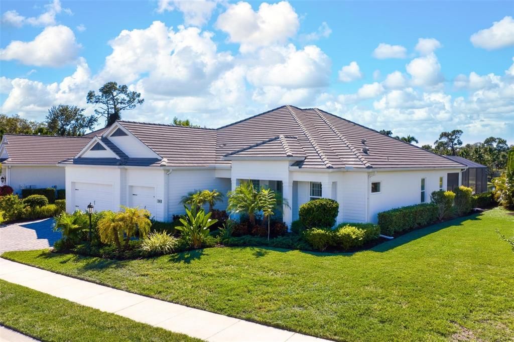 For Sale: $1,150,000 (3 beds, 3 baths, 2699 Square Feet)