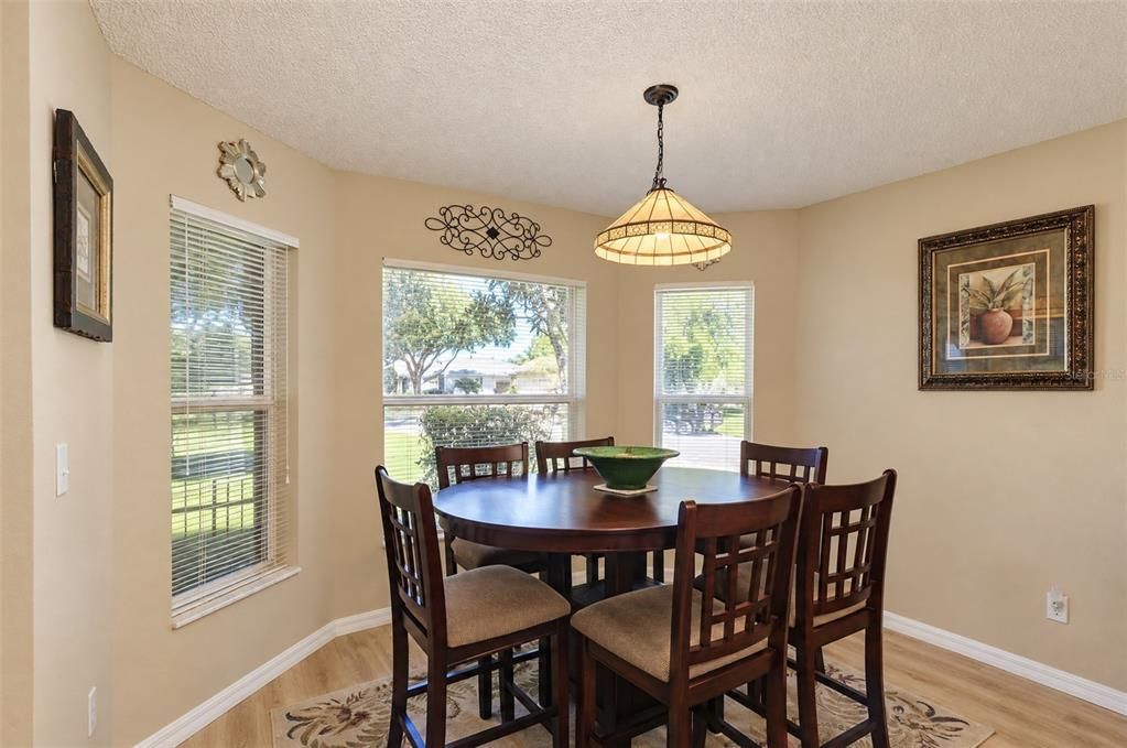 For Sale: $225,000 (2 beds, 2 baths, 1504 Square Feet)