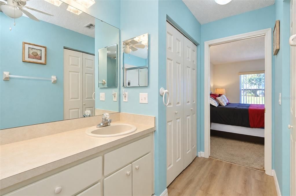 For Sale: $225,000 (2 beds, 2 baths, 1504 Square Feet)