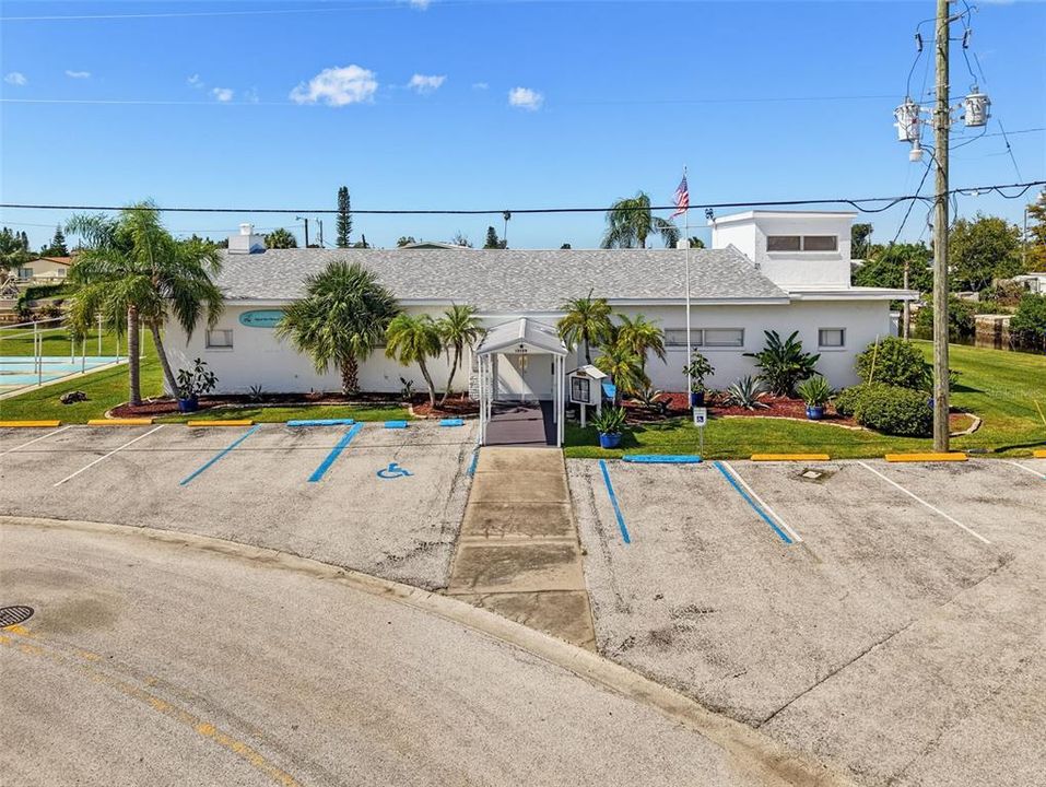 待售: $159,900 (0.16 acres)