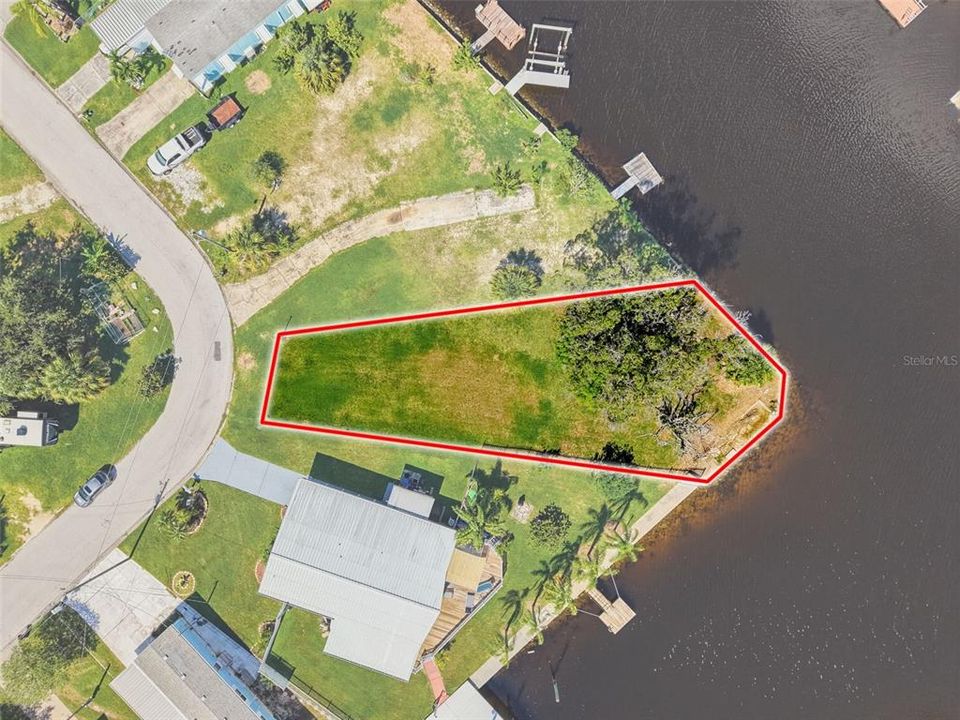 待售: $159,900 (0.16 acres)