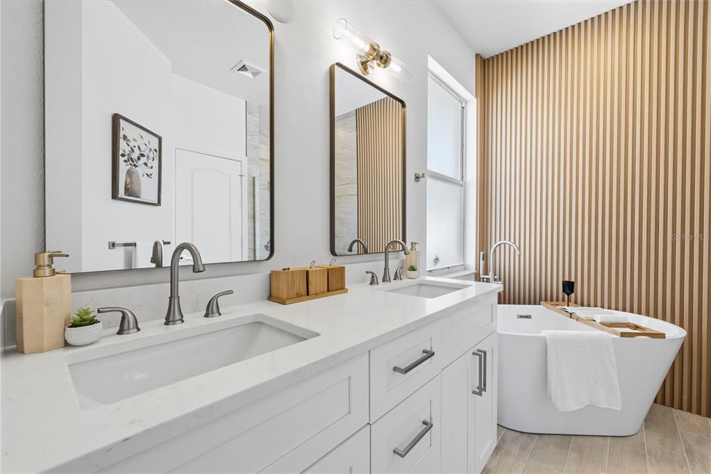 En Venta: $529,000 (4 camas, 2 baños, 2420 Pies cuadrados)