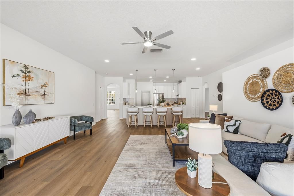 En Venta: $529,000 (4 camas, 2 baños, 2420 Pies cuadrados)