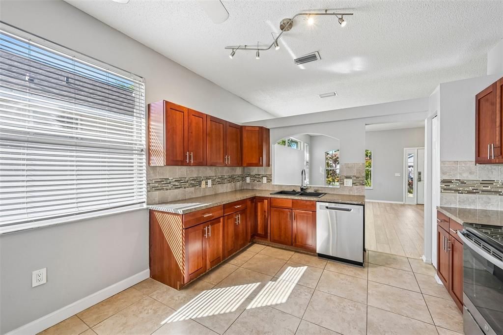 En Venta: $359,900 (3 camas, 2 baños, 1523 Pies cuadrados)