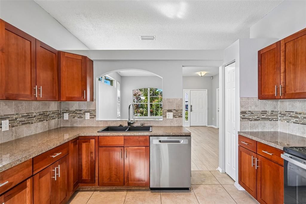 En Venta: $359,900 (3 camas, 2 baños, 1523 Pies cuadrados)