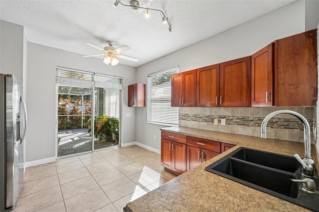 En Venta: $359,900 (3 camas, 2 baños, 1523 Pies cuadrados)