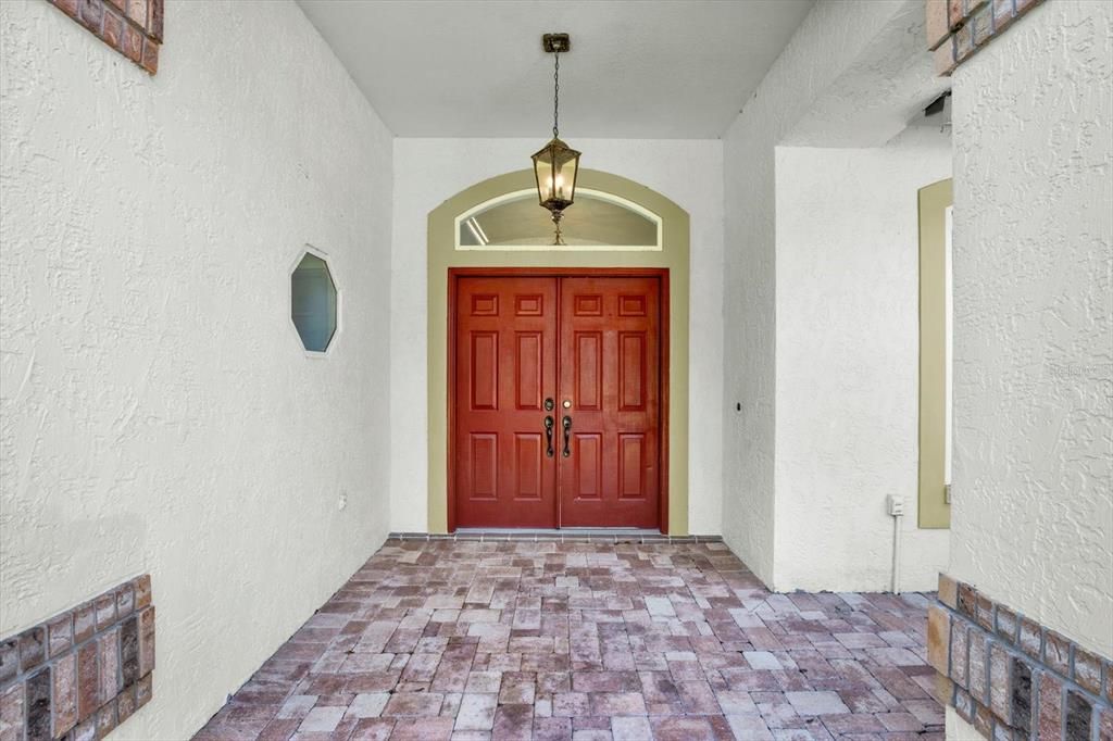 En Venta: $630,000 (4 camas, 2 baños, 2769 Pies cuadrados)