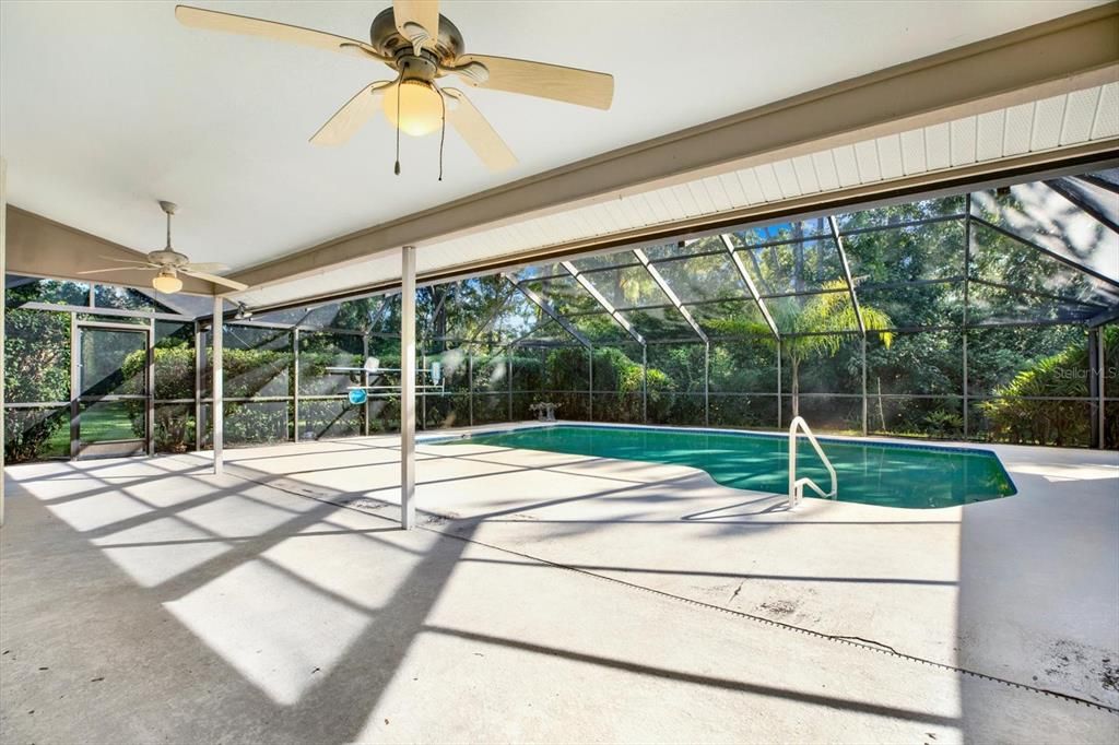 En Venta: $630,000 (4 camas, 2 baños, 2769 Pies cuadrados)