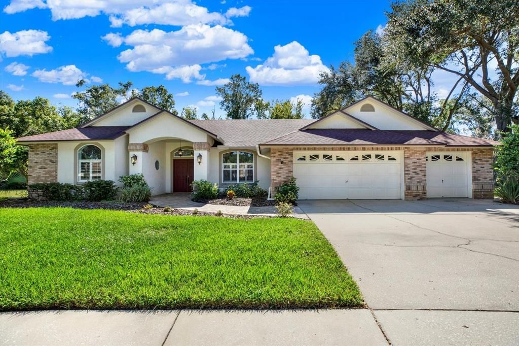 En Venta: $630,000 (4 camas, 2 baños, 2769 Pies cuadrados)