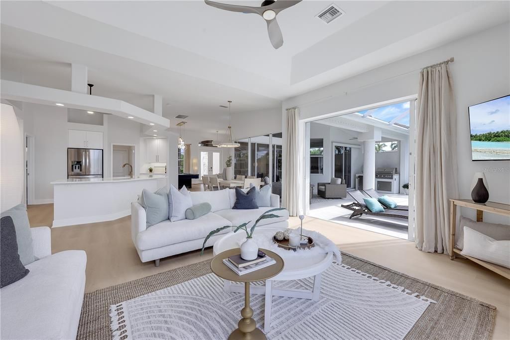 En Venta: $895,000 (3 camas, 3 baños, 2269 Pies cuadrados)