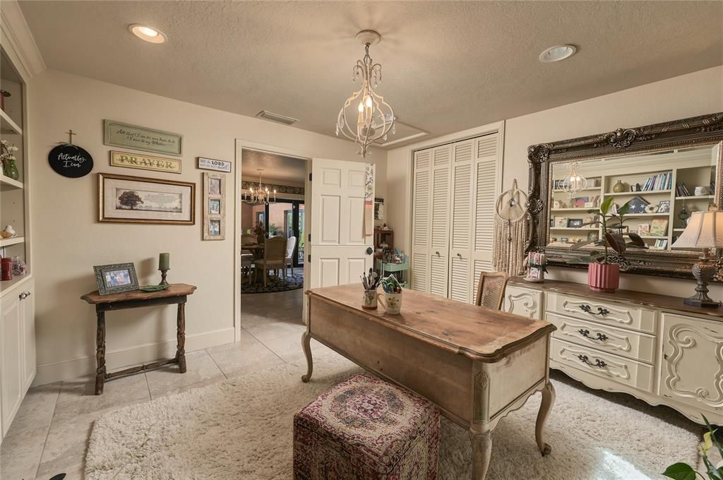 For Sale: $1,085,000 (4 beds, 4 baths, 4147 Square Feet)