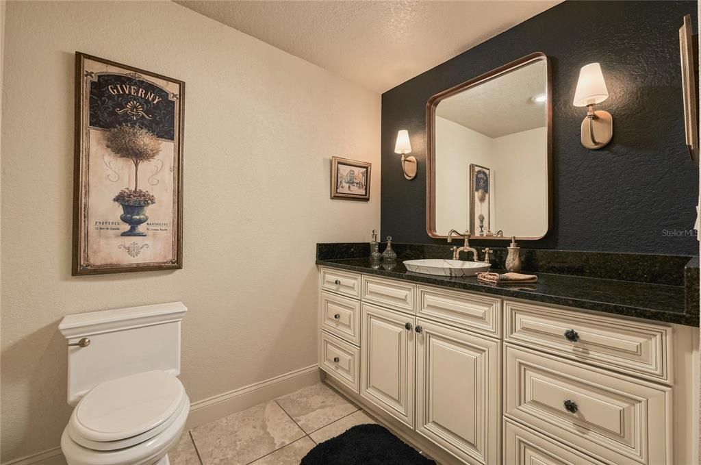 For Sale: $1,085,000 (4 beds, 4 baths, 4147 Square Feet)