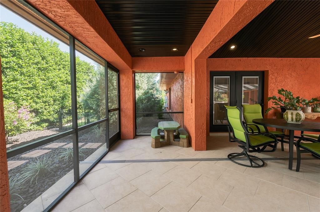 For Sale: $1,085,000 (4 beds, 4 baths, 4147 Square Feet)