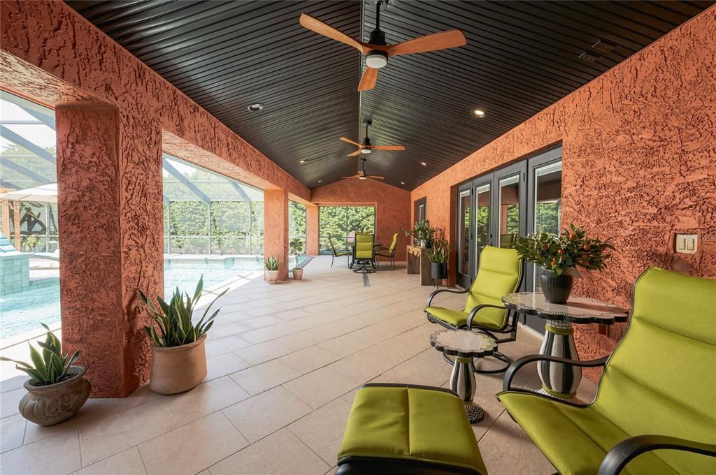 For Sale: $1,085,000 (4 beds, 4 baths, 4147 Square Feet)