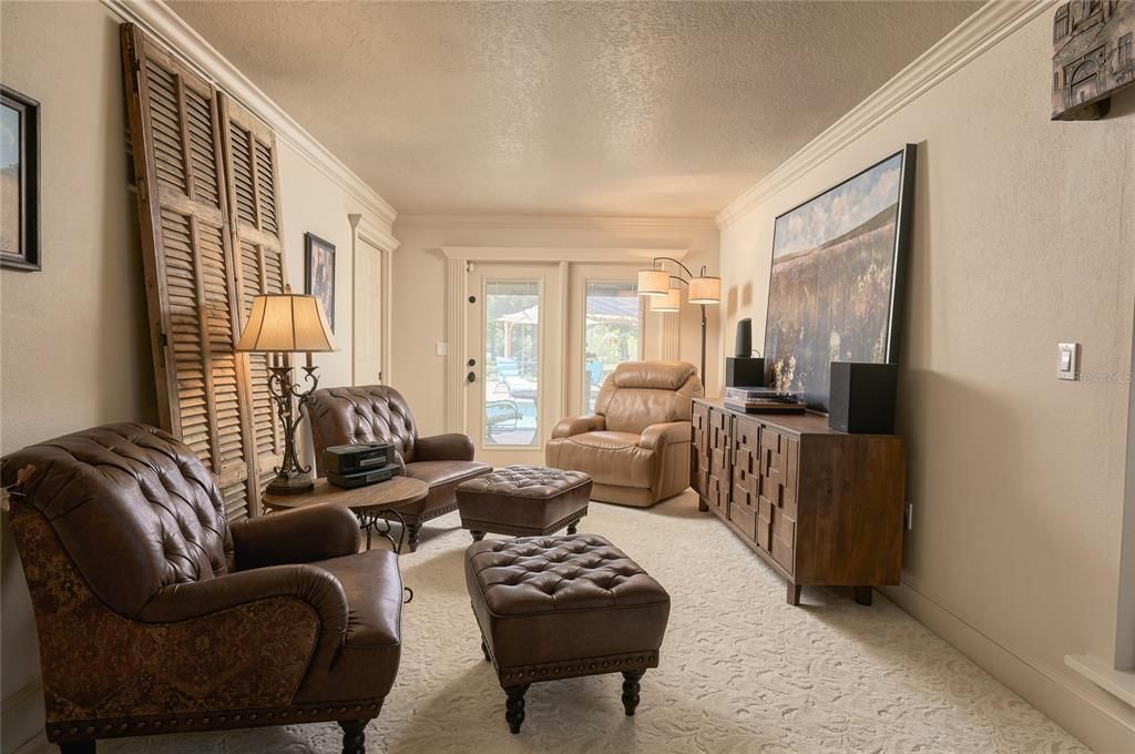 For Sale: $1,085,000 (4 beds, 4 baths, 4147 Square Feet)
