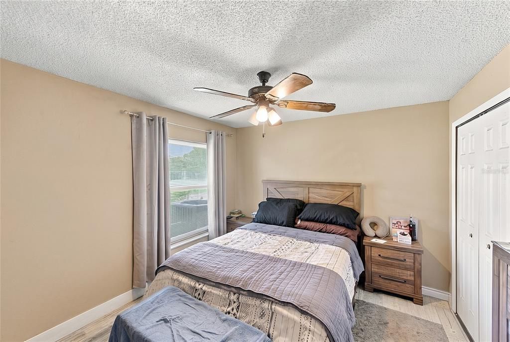 For Sale: $339,900 (3 beds, 2 baths, 1807 Square Feet)
