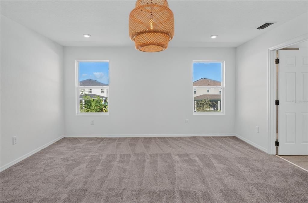 For Sale: $540,000 (3 beds, 2 baths, 2373 Square Feet)
