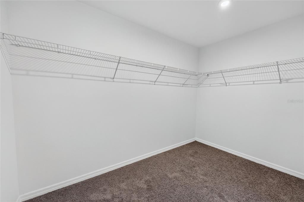 For Sale: $540,000 (3 beds, 2 baths, 2373 Square Feet)