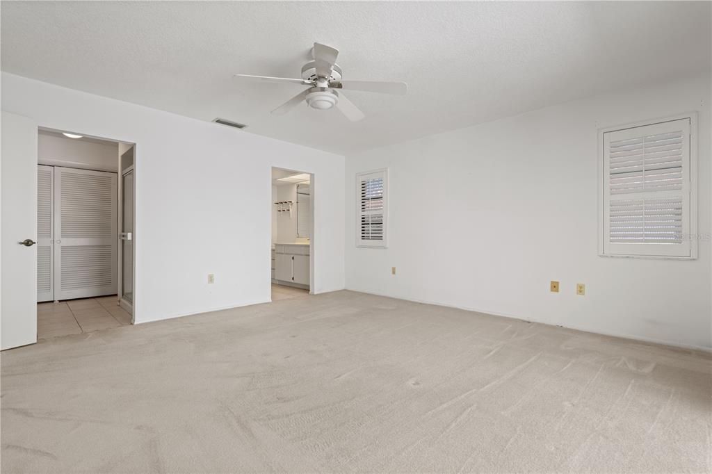 En Venta: $570,000 (3 camas, 2 baños, 2013 Pies cuadrados)