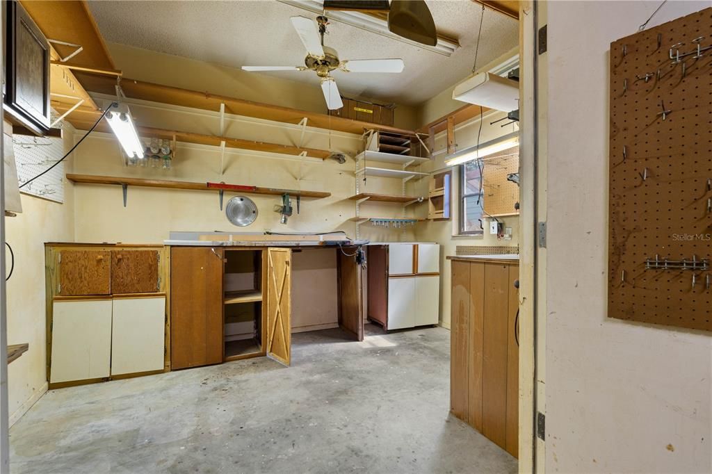 En Venta: $570,000 (3 camas, 2 baños, 2013 Pies cuadrados)